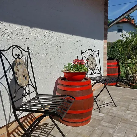 Villanegra Vendeghaz Lejlighed