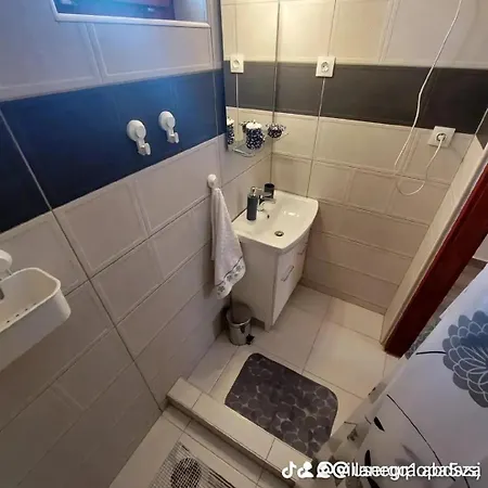 Villanegra Vendeghaz Lägenhet *
