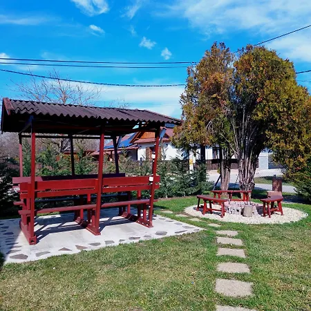 Villanegra Vendeghaz *